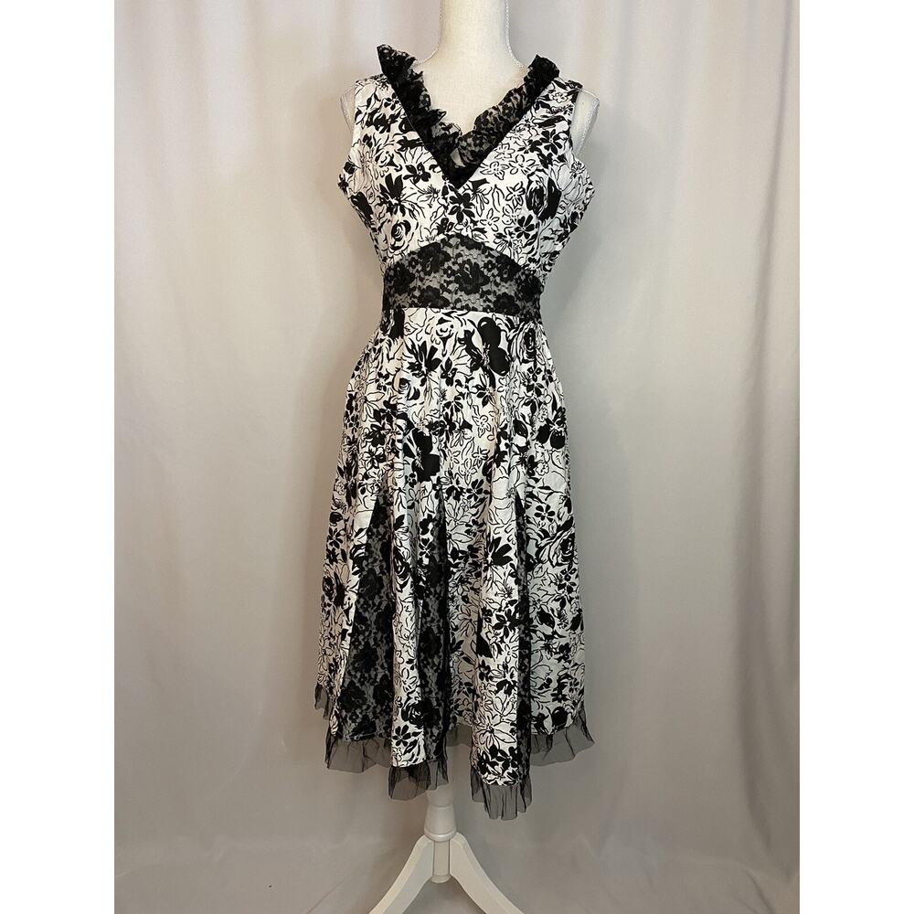 AMAN Women’s Sleeveless Dress, Size S, Empire, V-Neck, Laces Whimsigoth Retro